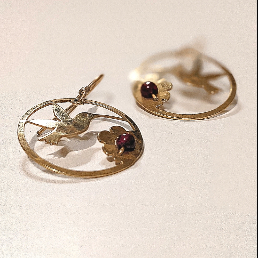 Gold hummingbird earrings beads bird earring